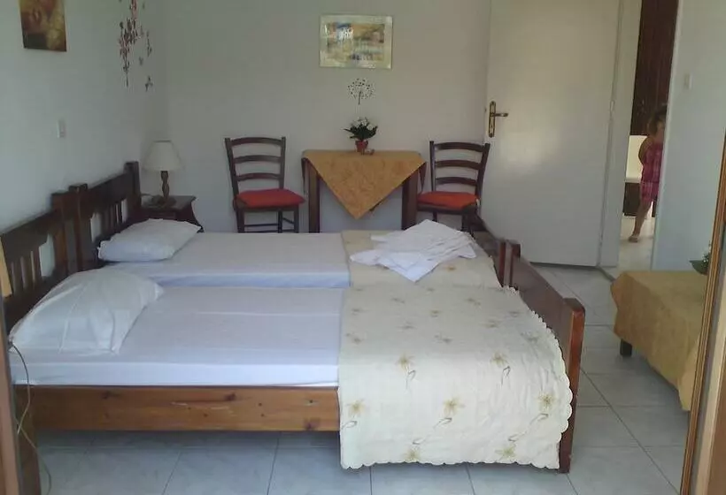 ２ベッドルームアパートメント, Kiveli Apartments