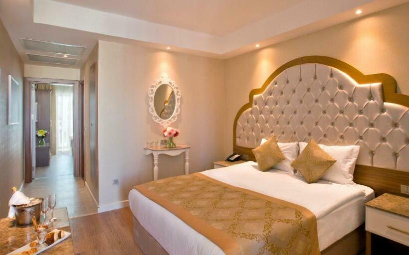 ファミリールーム, Oz Hotels Side Premium