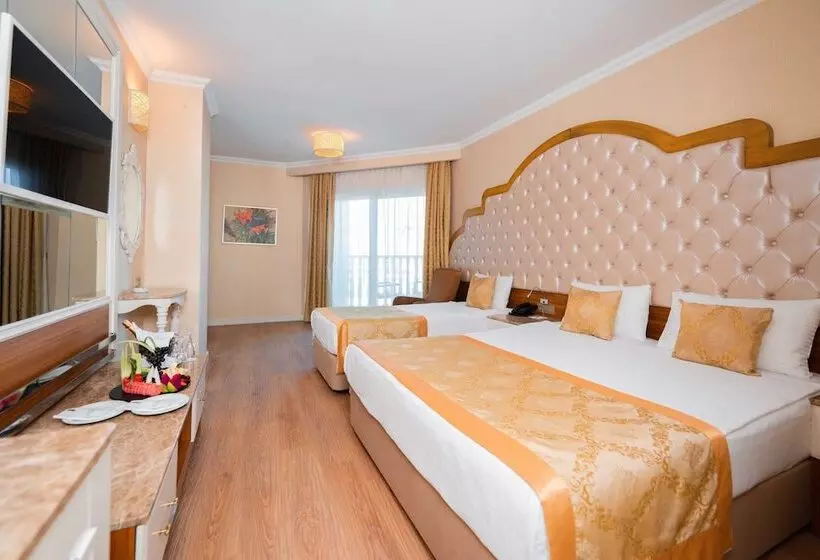 اتاق خانوادگی, Oz Hotels Side Premium