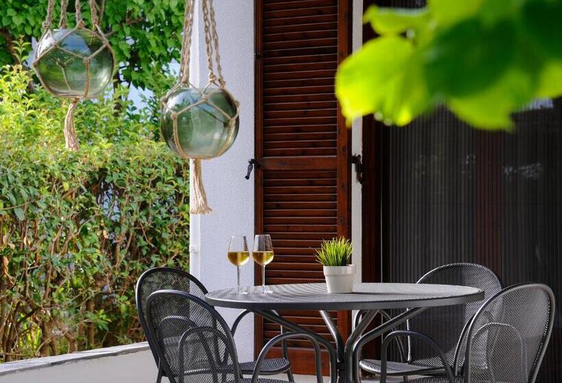 בית, חדר שינה 1, Trikorfo Beach