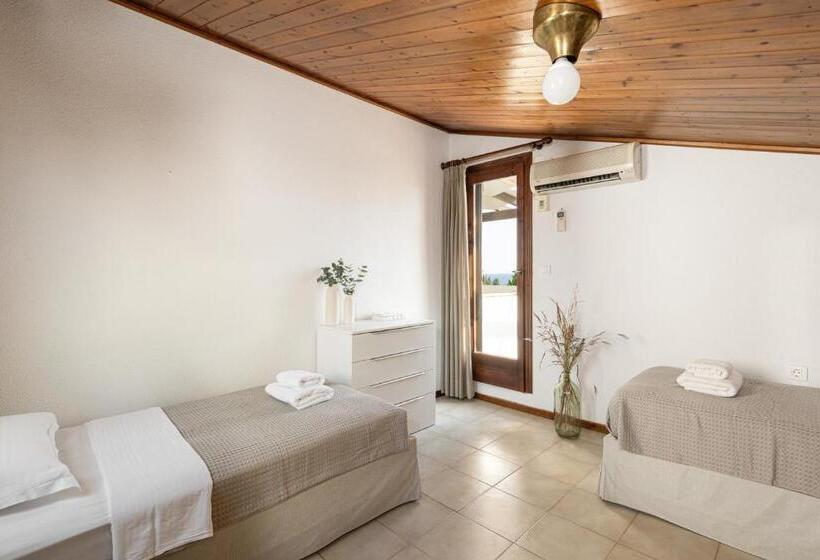 בית, חדר שינה 1, Trikorfo Beach