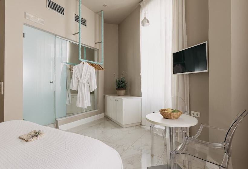 اتاق سوپریور, 5 Hermoupolis Concept Sites