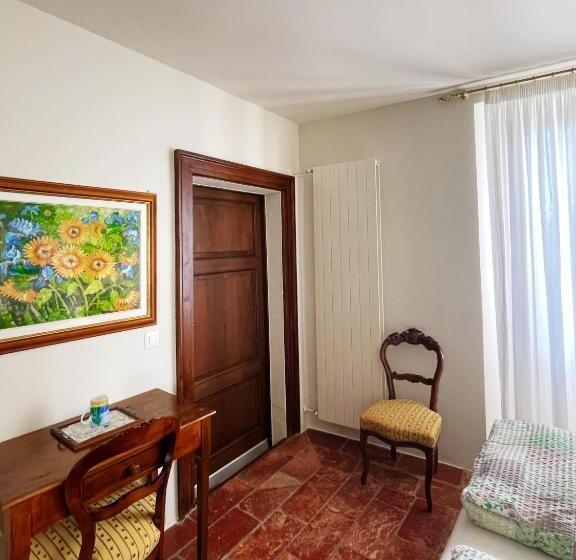 חדר קלאסי, Grotto Flora B&b Chambres De Charme