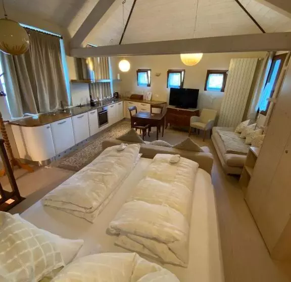 デラックススタジオ, Grotto Flora B&b Chambres De Charme