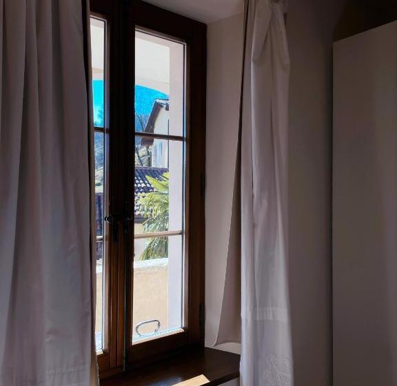 חדר קלאסי, Grotto Flora B&b Chambres De Charme