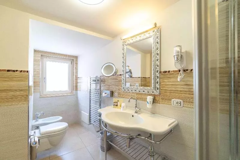 اتاق خانوادگی, Best Western Plus Hotel Perla Del Porto