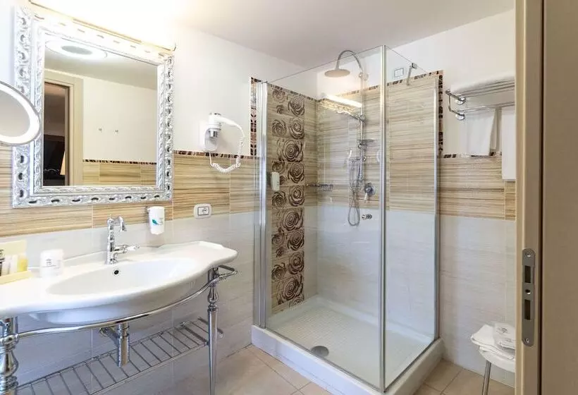 اتاق خانوادگی, Best Western Plus Hotel Perla Del Porto