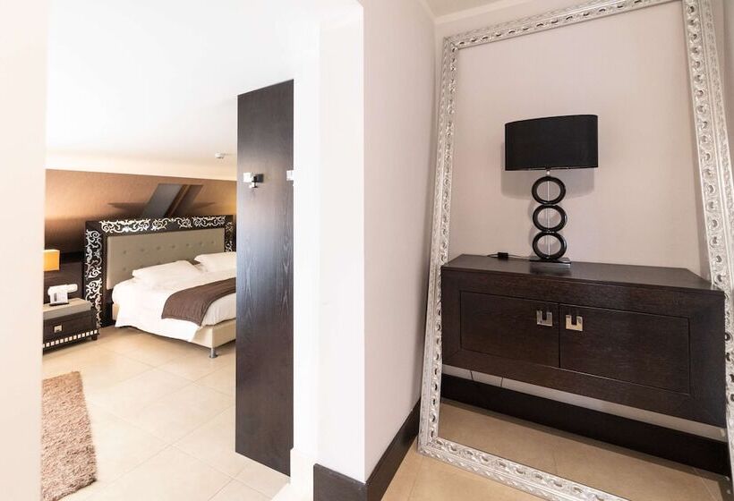 اتاق خانوادگی, Best Western Plus Hotel Perla Del Porto