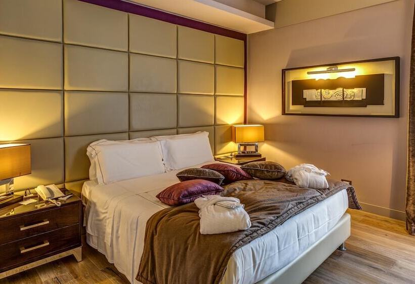 سوئیت رویال, Best Western Plus Hotel Perla Del Porto