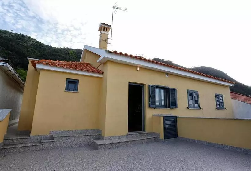３ベッドルームハウス, Douro Inn
