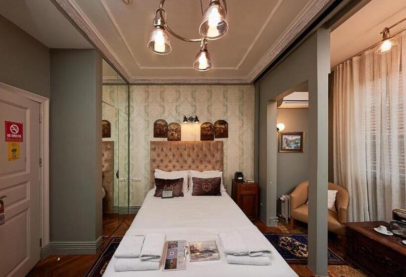 Standard Room, Faik Pasha Hotels Special Category Beyoglu Istanbul