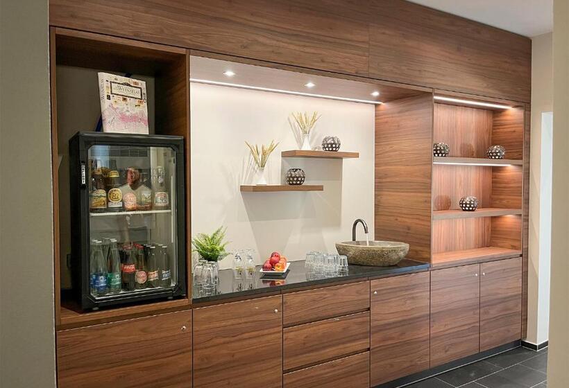 Standardrum, Gasthaus Zur Waldegg; Bw Signature Collection