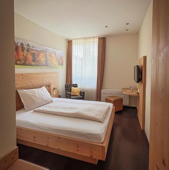 Standard Individuellt Rum med Dubbelsäng, Gasthaus Zur Waldegg; Bw Signature Collection