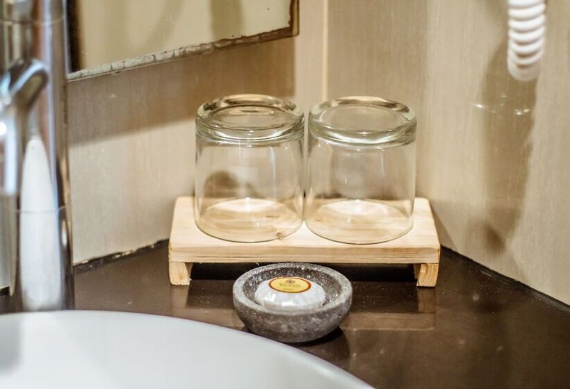 Номер Superior, Grand Tjokro Yogyakarta