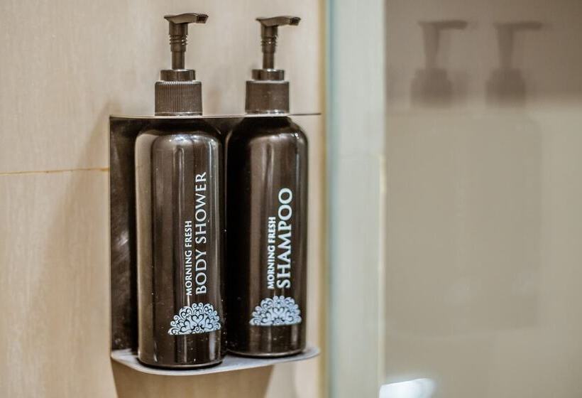 Номер Superior, Grand Tjokro Yogyakarta