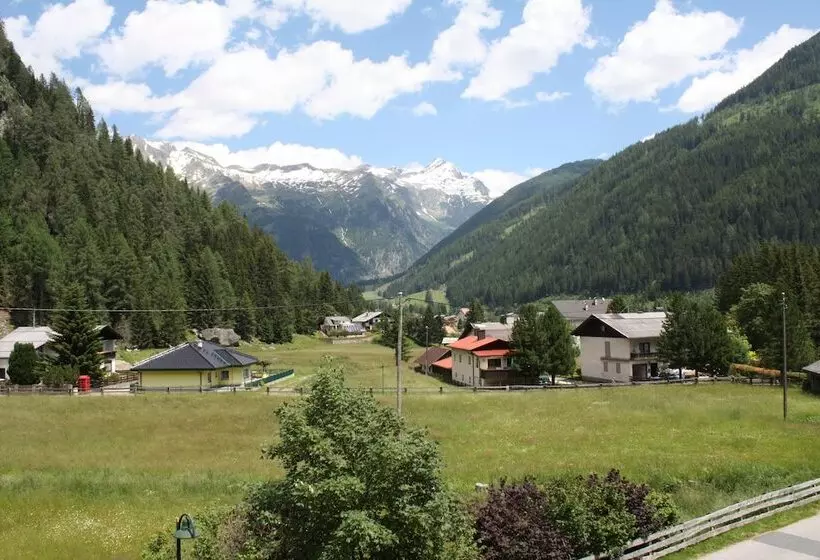 ファミリールーム, Hubertus