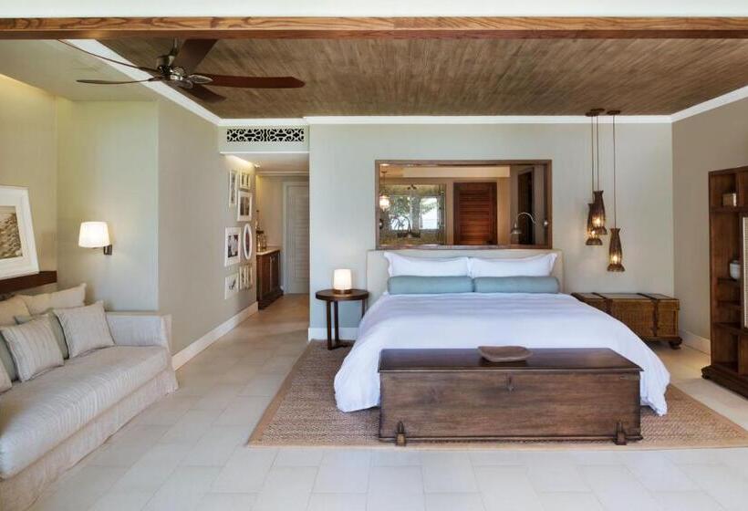 سوئیت جونیور با تخت بزرگ, The St Regis Le Morne Resort, Mauritius