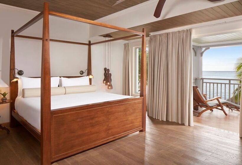 سوئیت با بالکن, The St Regis Le Morne Resort, Mauritius