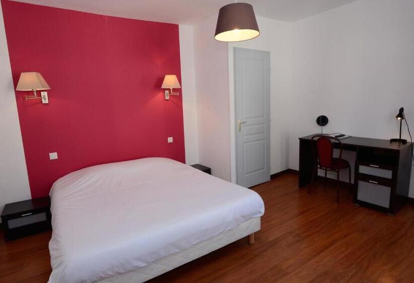 חדר סטנדרט, Les Trois Lys