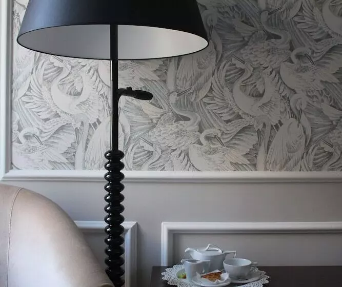 Chambre Standard, Metropolis