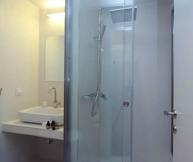 Chambre Executive, Metropolis