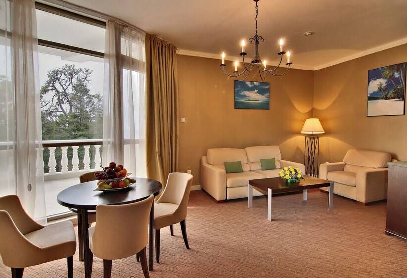 سوییت, Ostrova Spa