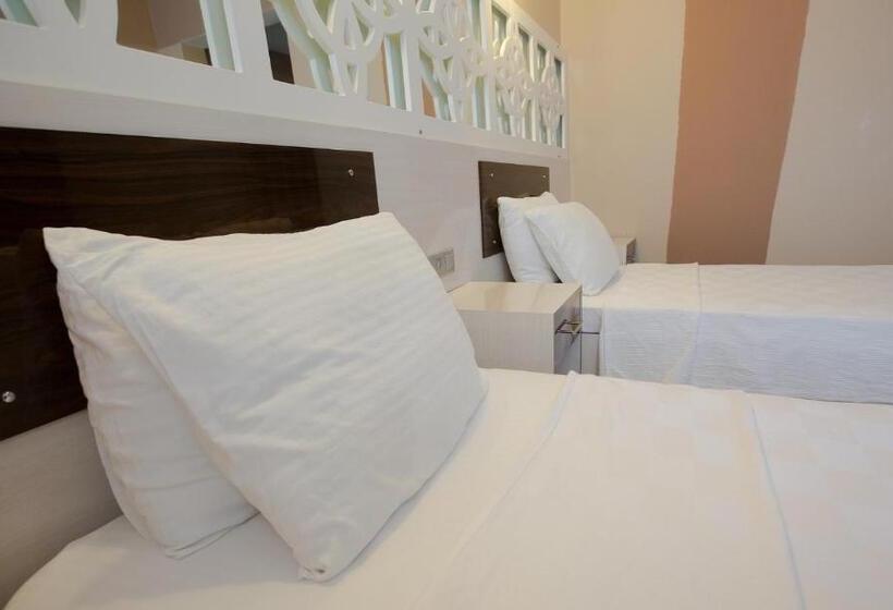 اتاق لوکس سه تخته, Ozbay