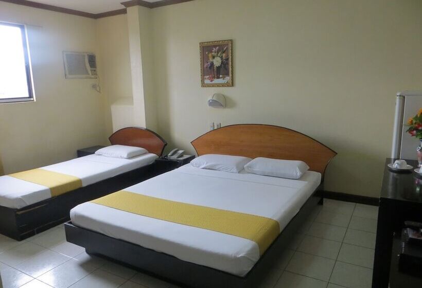 اتاق خانوادگی, Paragon Suites