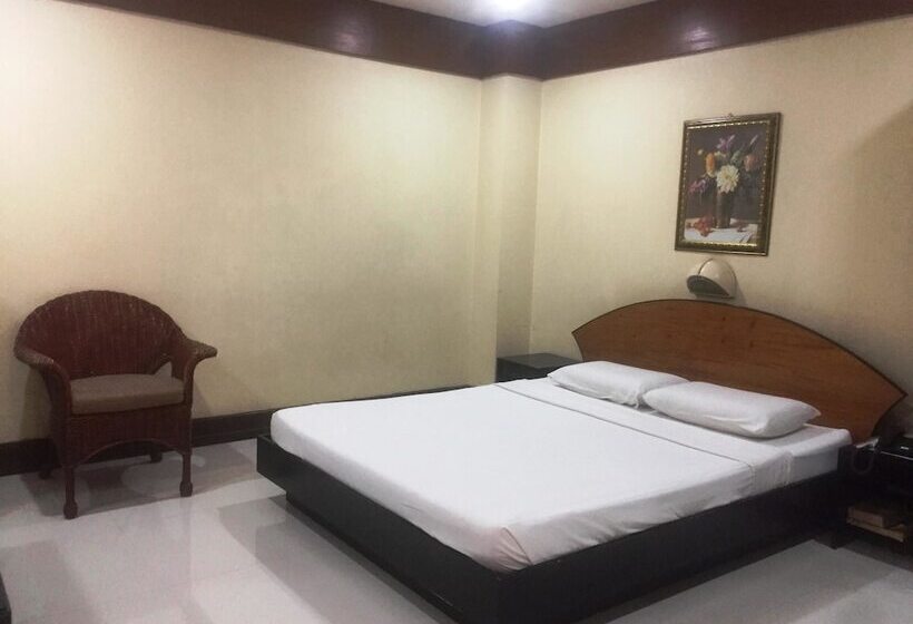 수피리어 룸, Paragon Suites