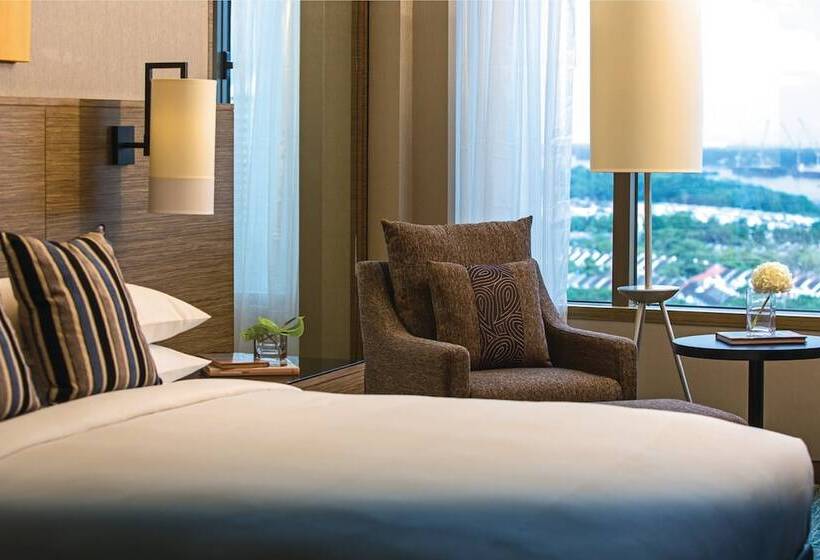 غرفة كلوب, Renaissance Johor Bahru