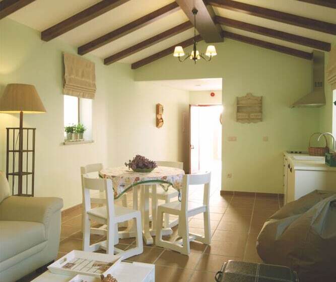 标准工作室, Artvilla