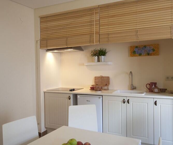 标准工作室, Artvilla