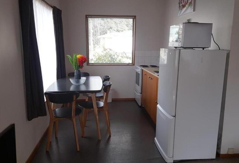 شقة غرفتين, The Lofts Apartments