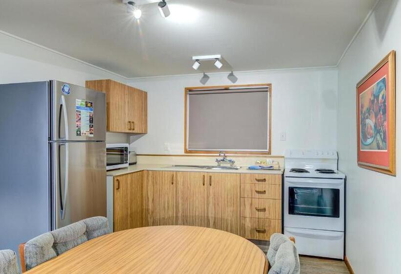 침실 3개 아파트, The Lofts Apartments