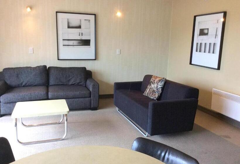 شقة غرفة واحدة, The Lofts Apartments