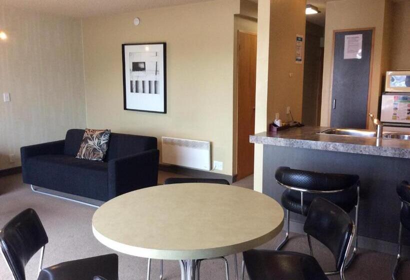 شقة غرفة واحدة, The Lofts Apartments