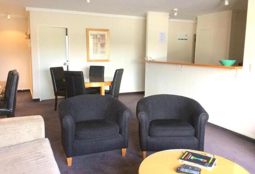 شقة 3 غرف, The Lofts Apartments