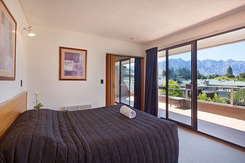 شقة غرفتين, The Lofts Apartments