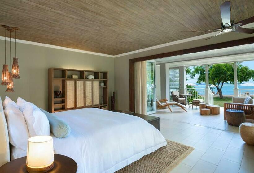 سوئیت جونیور با تخت بزرگ, The St Regis Le Morne Resort, Mauritius