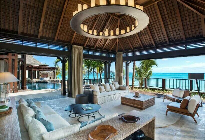 ویلای 4 خوابه, The St Regis Le Morne Resort, Mauritius