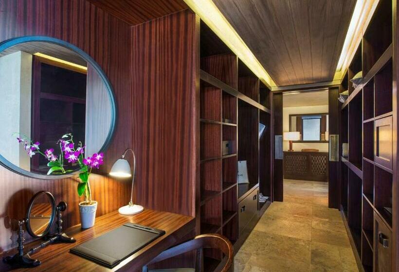 ویلای 4 خوابه, The St Regis Le Morne Resort, Mauritius