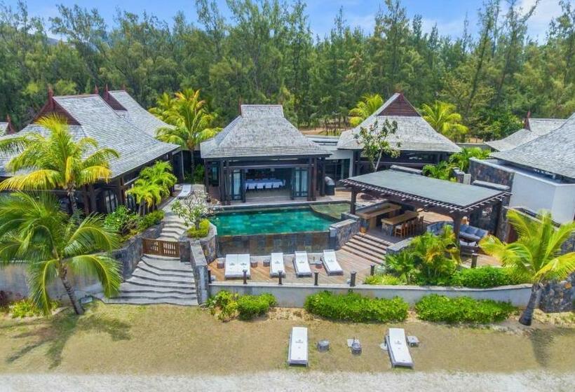ویلای 4 خوابه, The St Regis Le Morne Resort, Mauritius