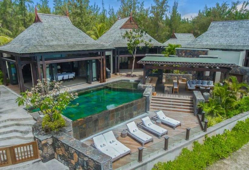 ویلای 4 خوابه, The St Regis Le Morne Resort, Mauritius