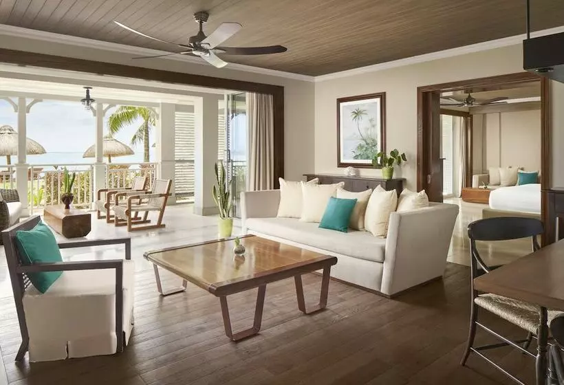 سوئیت با بالکن, The St Regis Le Morne Resort, Mauritius