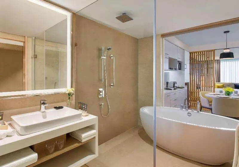 プレミアムスイート, Novotel Ahmedabad