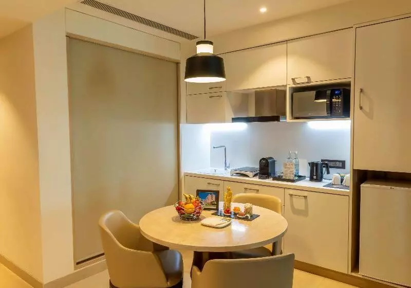プレミアムスイート, Novotel Ahmedabad