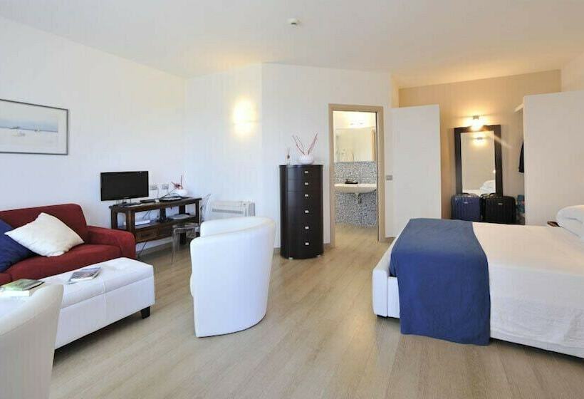 Номер Deluxe Вид на Море, Bajaloglia Resort