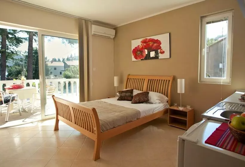 سوییت با چشمانداز دریا, Bella Vista
