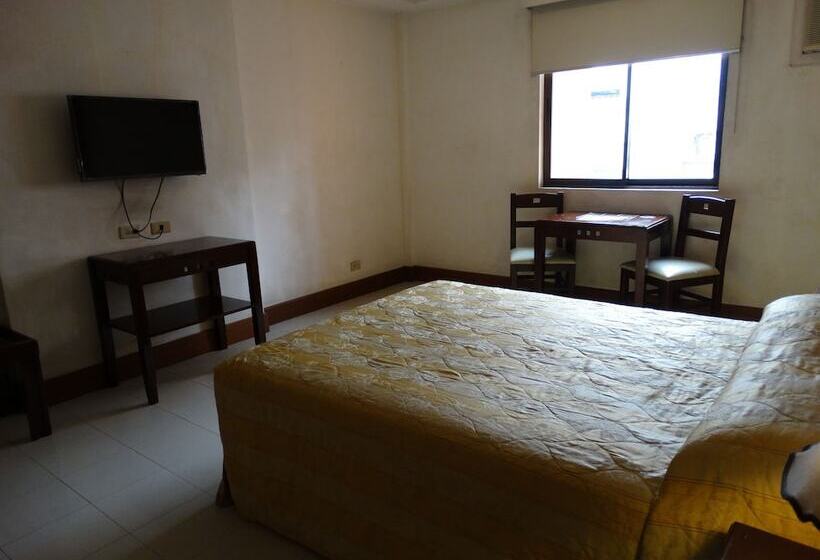 اتاق سوپریور, Cherry Blossoms