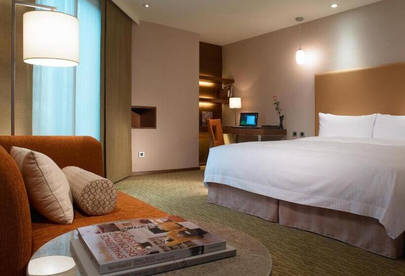 سوییت سوپریور, Classic  City Resort